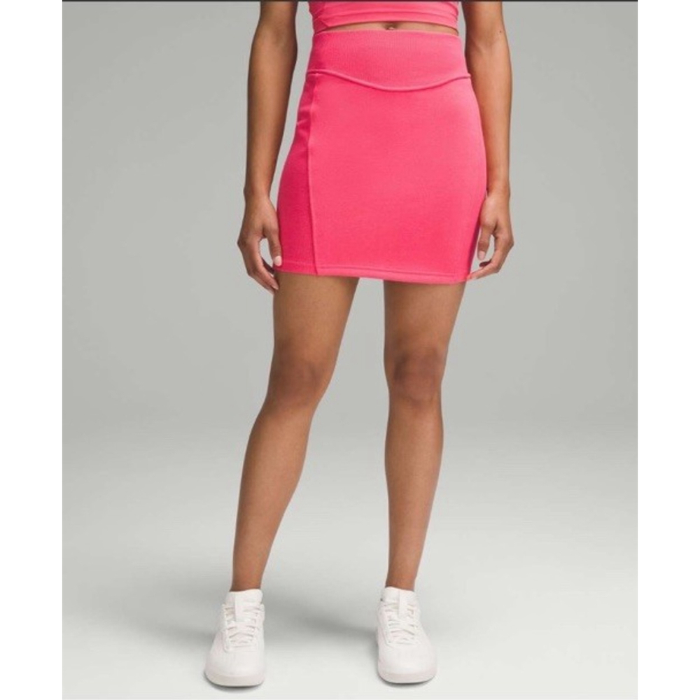 NWT SALE Lululemon Scuba HR Mini Skirt “Glaze Pink” RARE COLOR Small Retail 78$